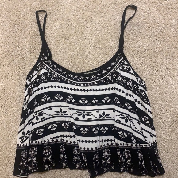 Black & White Patterned Crop Top - Picture 1 of 3